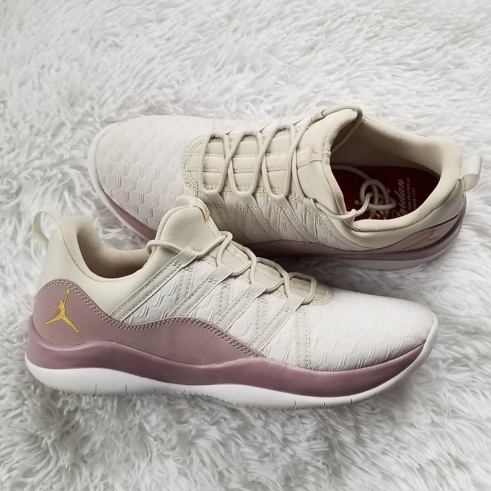 Nike Jordan Shoes Sneakers Deca Fly Heiress